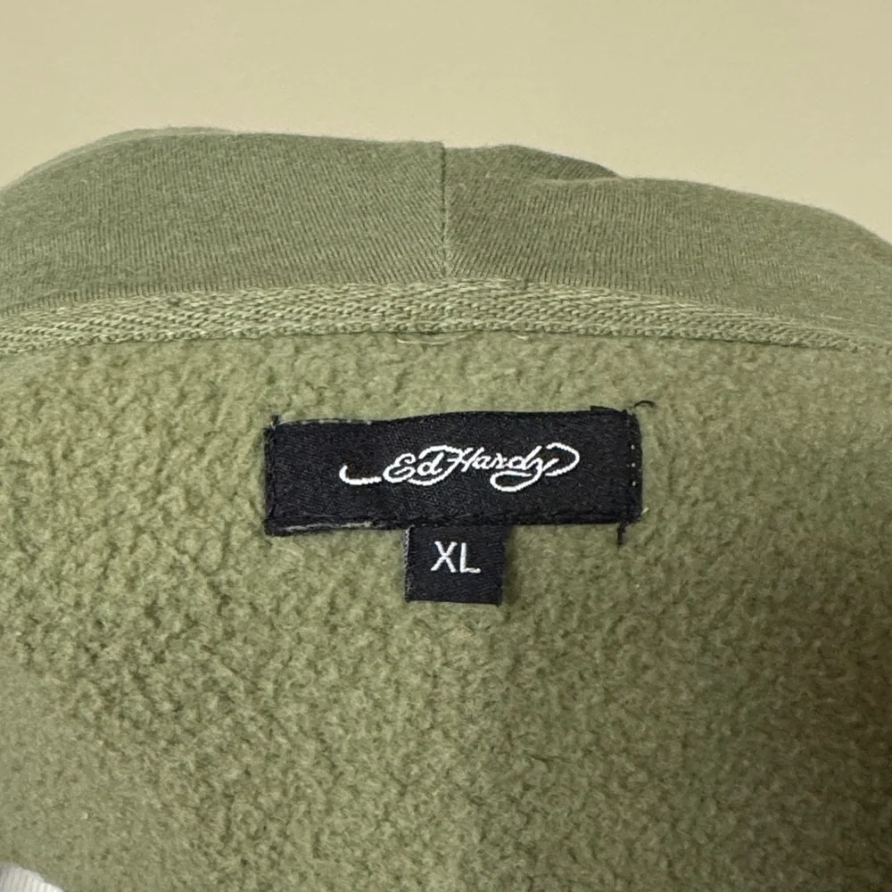 Y2K Ed Hardy Olive Cropped Zip Up Hoodie with Vibrant Graphics Size XL pre-owned - Picture 6 of 7